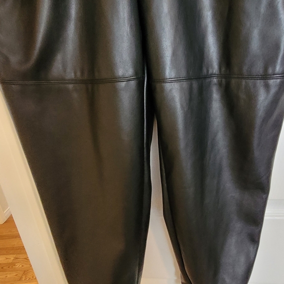 Vegan leather joggers Sz XL - Picture 3 of 5